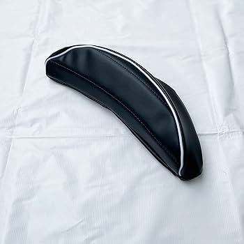 マジェスティーC250 純正シート Amazon | マジェスティ 250/C SG03J 純正風 シート 艶消し黒／白